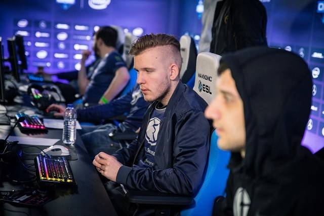 xKacpersky暗示签约 预计加盟ENCE