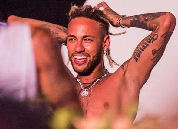 Anyone's Legend vs UP赛前数据前瞻：Ale给队伍带来的提升值得期待